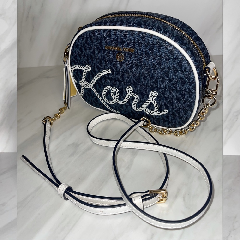 Michael Kors Jet Set Charm Signature Oval Handbag